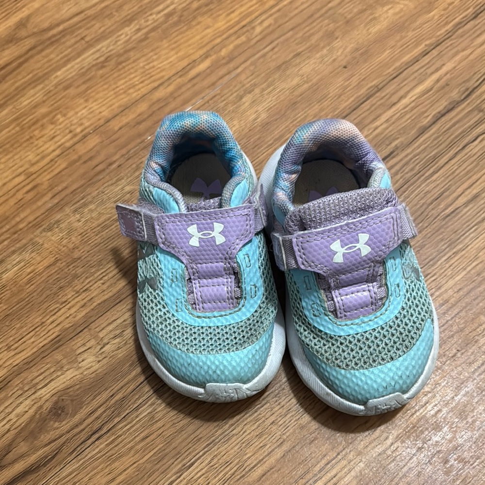 Under Armour Blue and Purple Sneakers with Velcro Closure